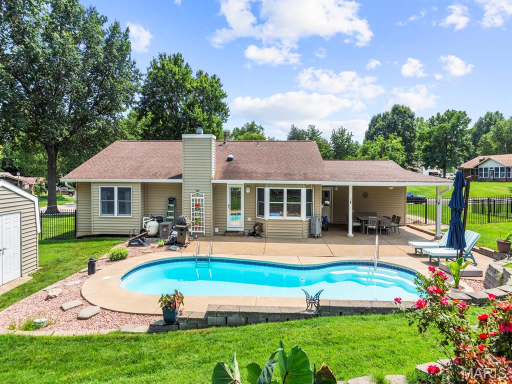 2316 Maple Tree Street