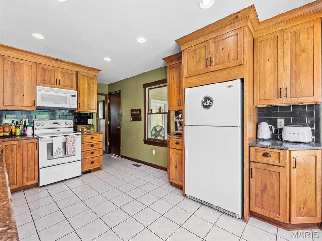 2316 Maple Tree Street