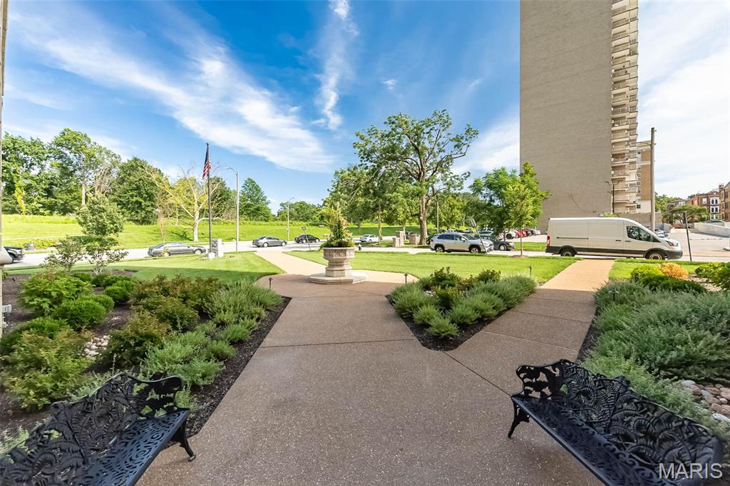 625 S Skinker Boulevard Unit: 401