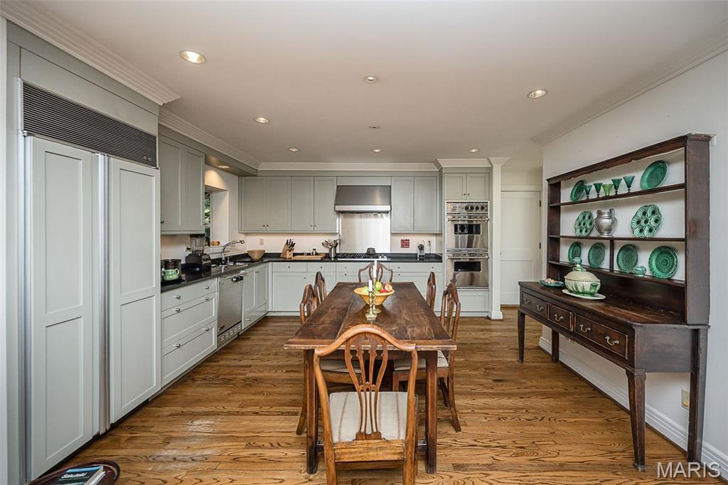33 Narragansett Drive