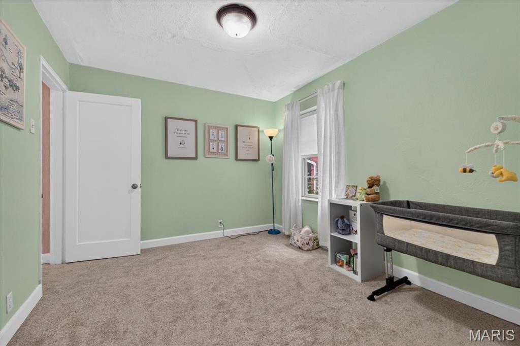 7829 Kenridge Lane