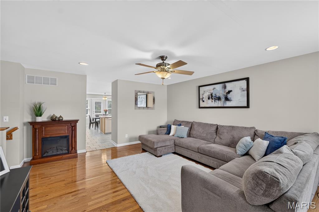 37 Sommer Circle Drive