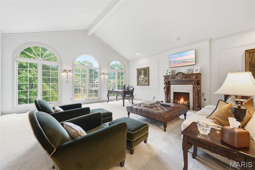 2252 Croydon Walk