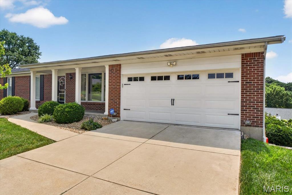 4708 Kingbird Lane