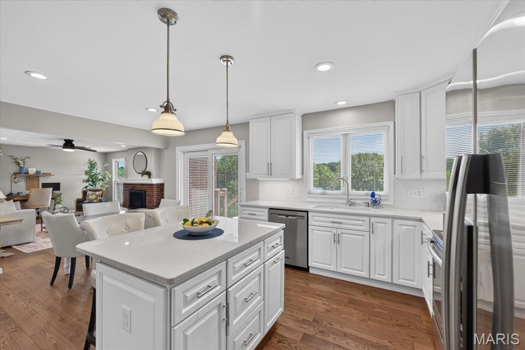 4708 Kingbird Lane