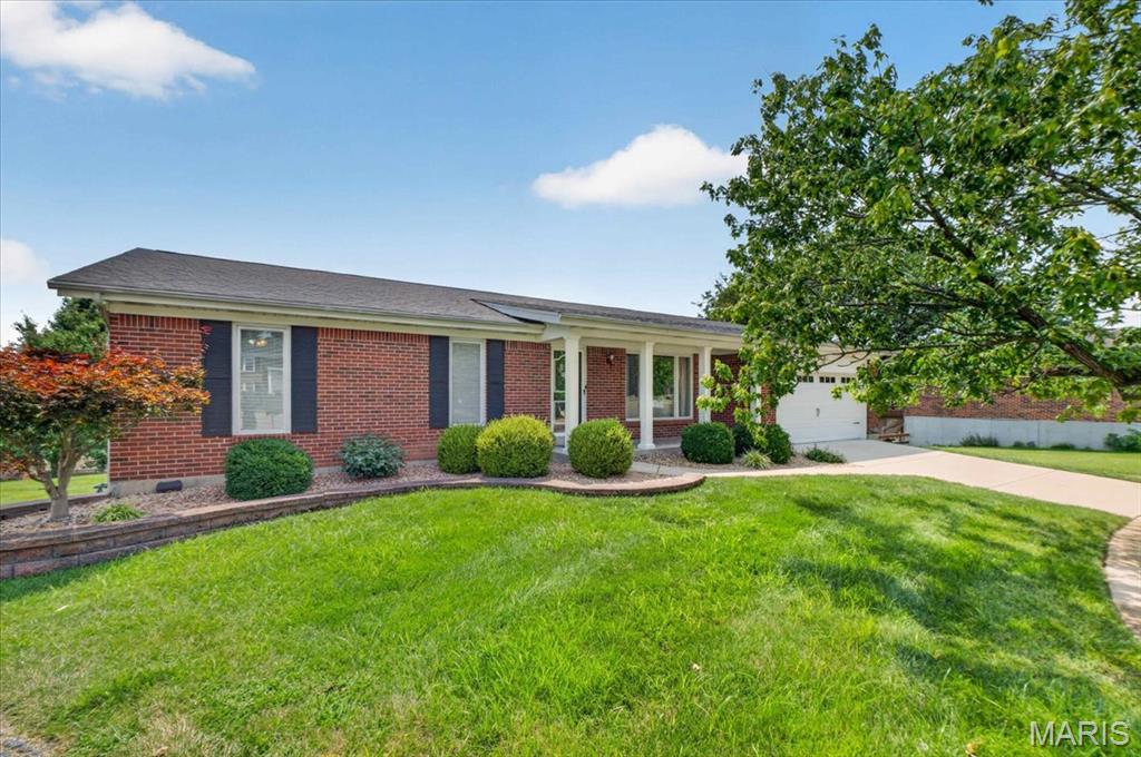 4708 Kingbird Lane