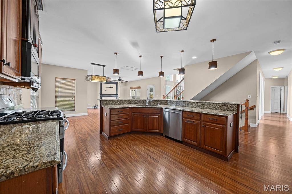 317 Lake Side View Lane