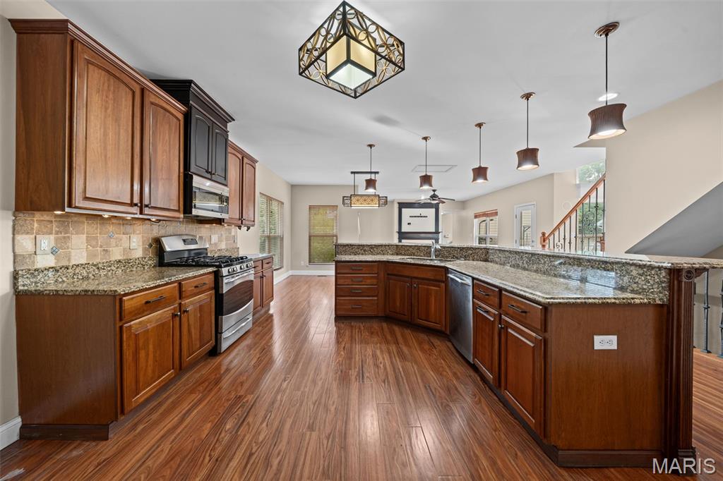 317 Lake Side View Lane