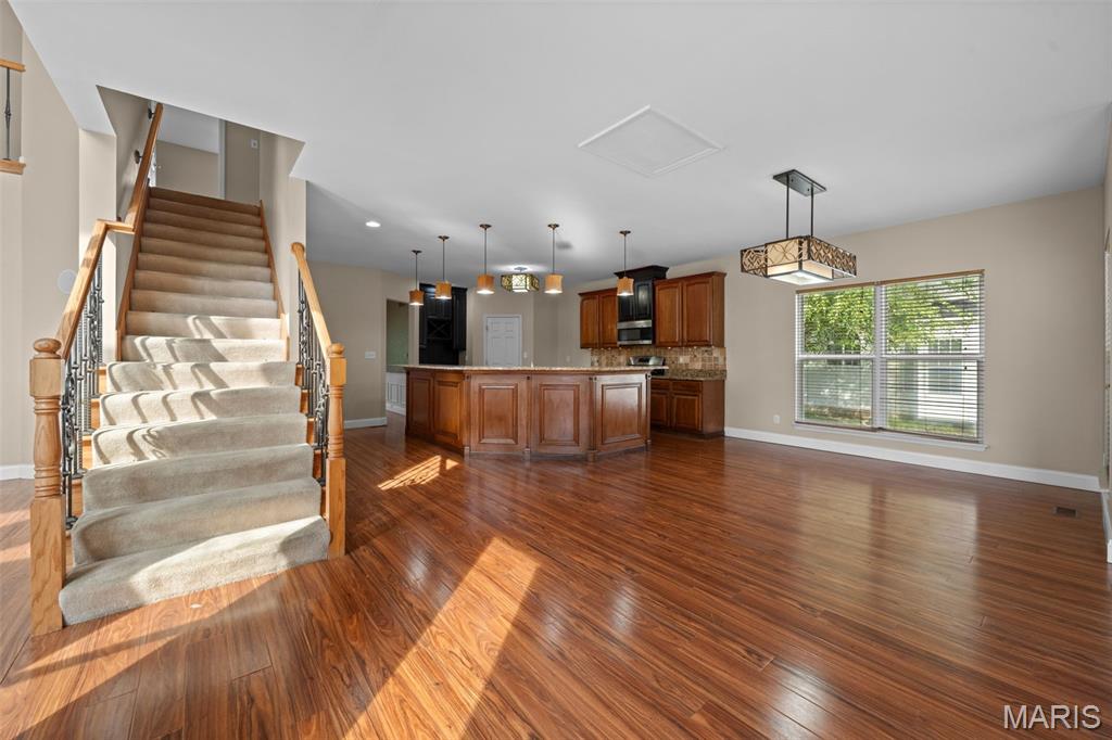 317 Lake Side View Lane