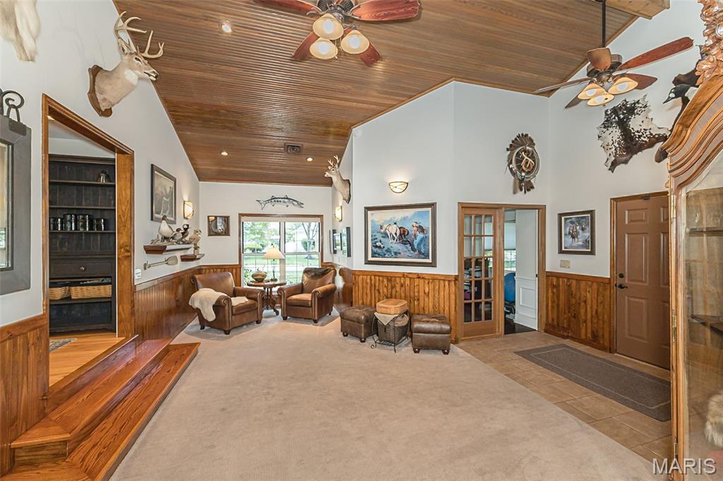 47 Fox Meadows Court