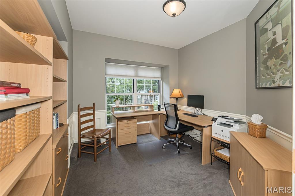 47 Fox Meadows Court