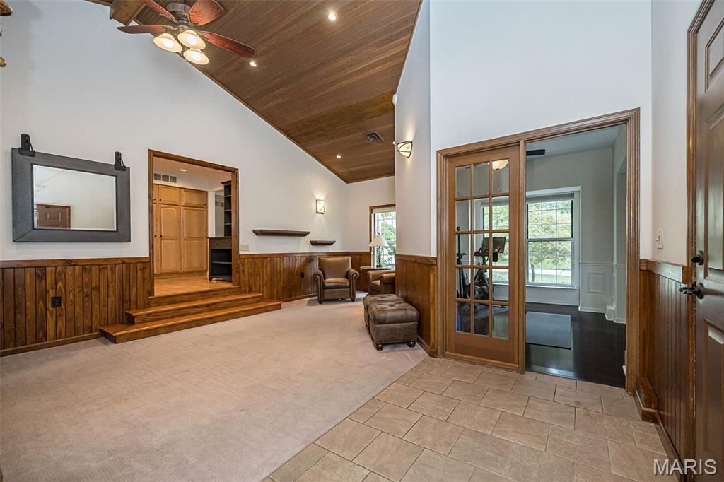 47 Fox Meadows Court