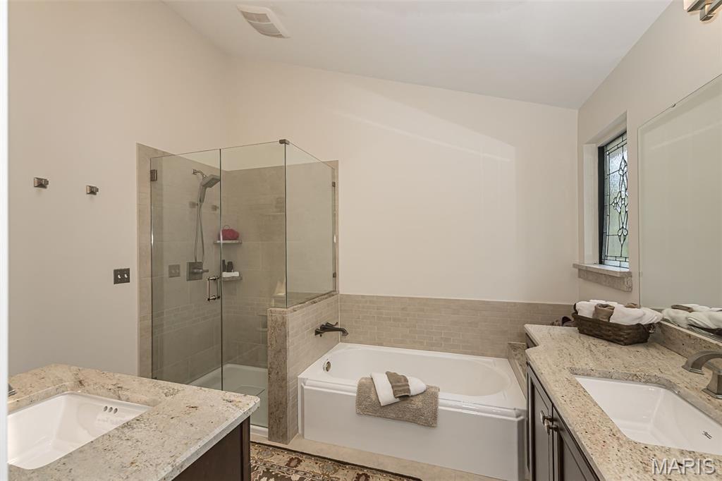 47 Fox Meadows Court