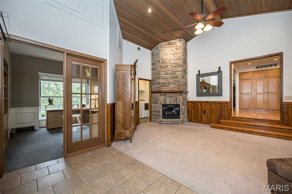 47 Fox Meadows Court