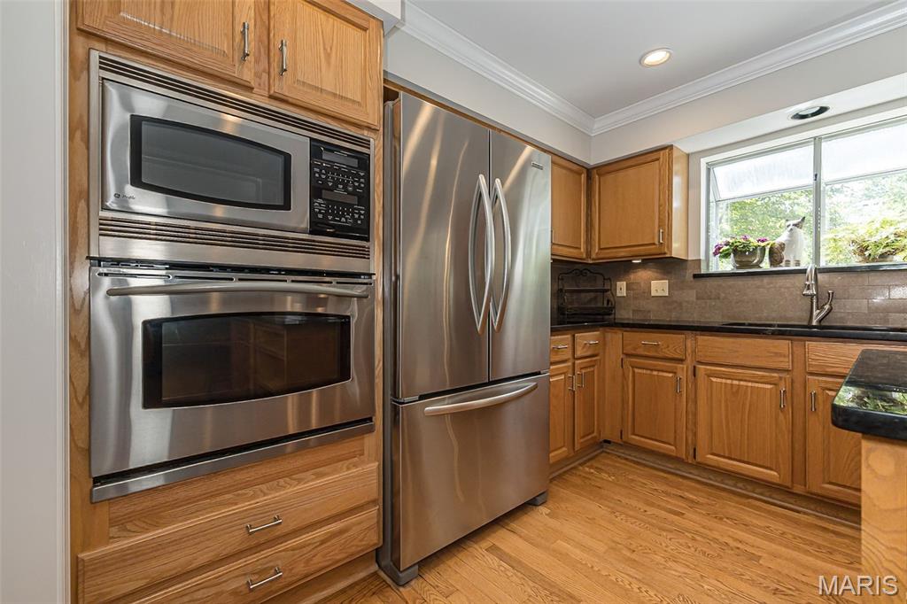 47 Fox Meadows Court