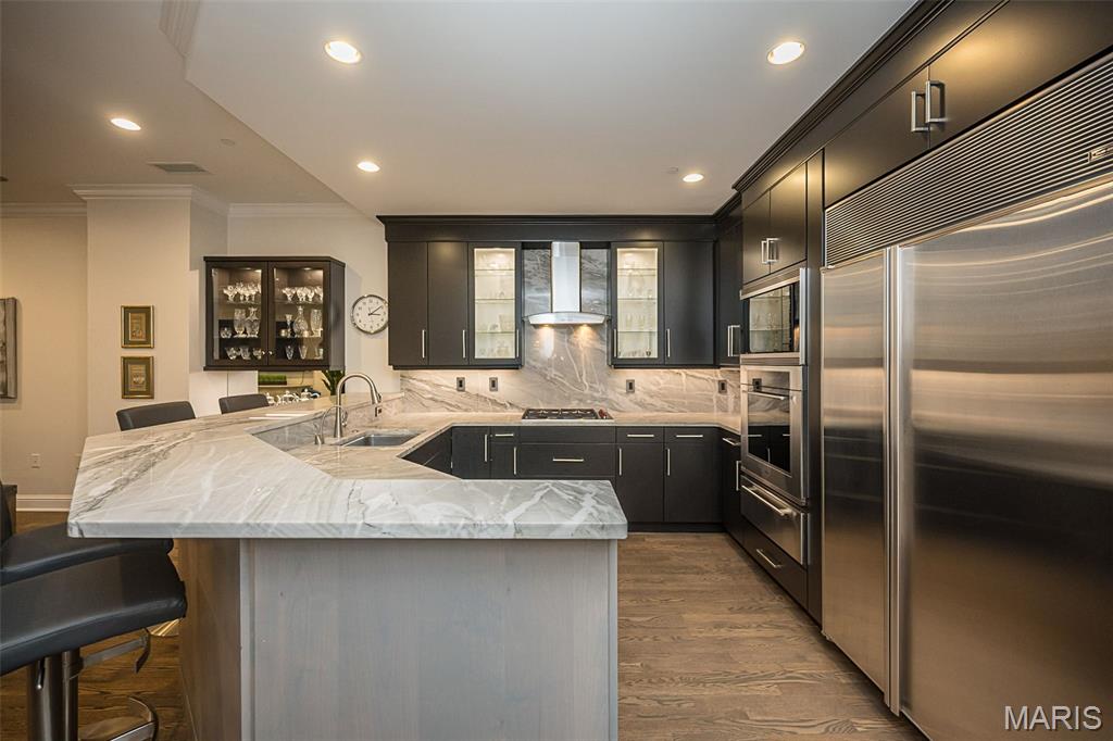 150 Carondelet Plaza Unit: 204