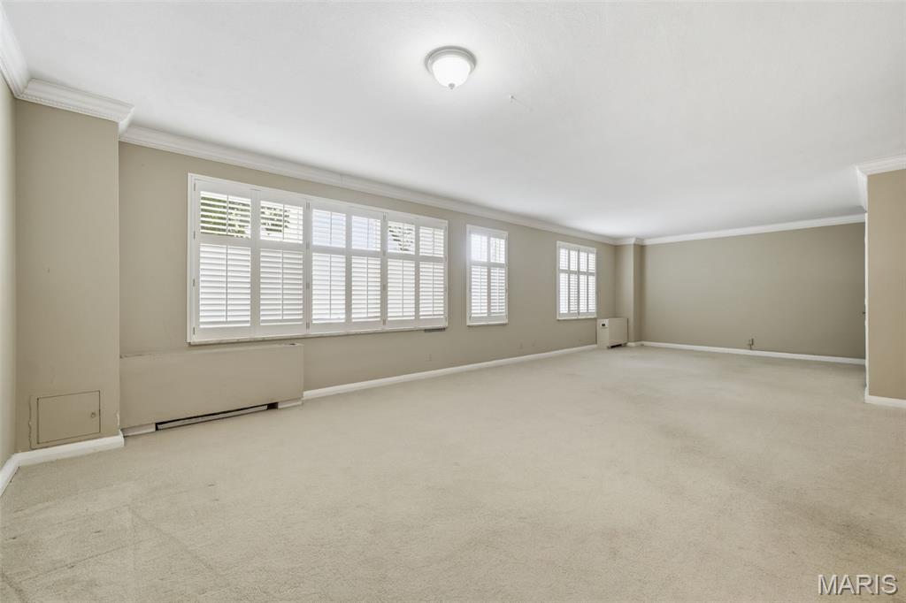 900 S Hanley Road Unit: 1D