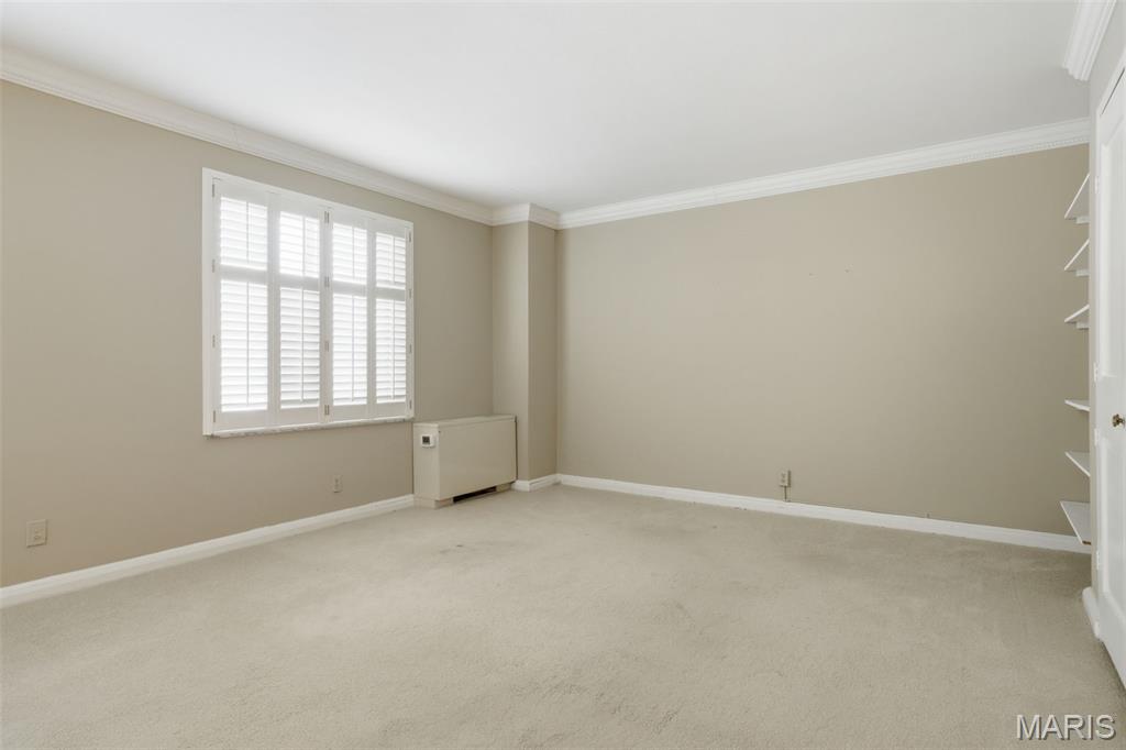 900 S Hanley Road Unit: 1D