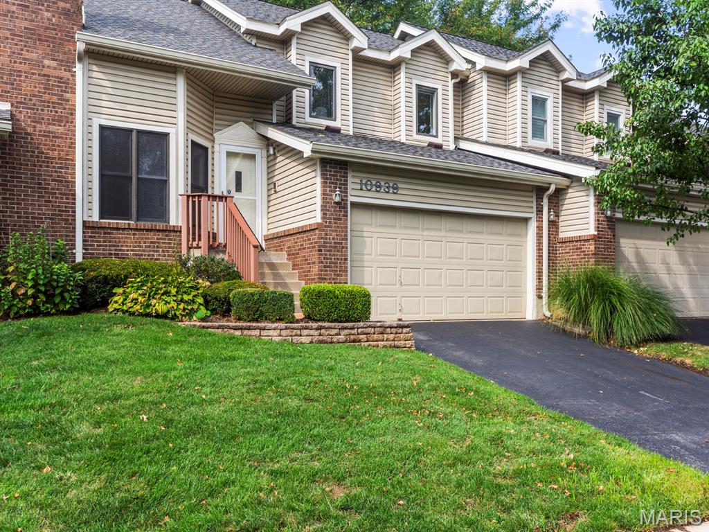 10939 Vauxhall Drive