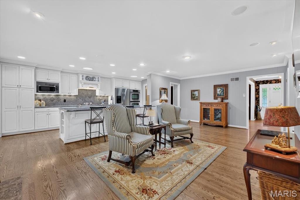 1331 Lockett Lane