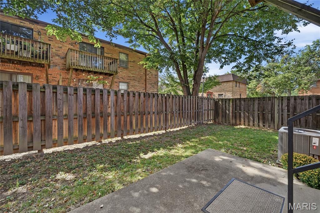 439 S Clay Avenue Unit: 4