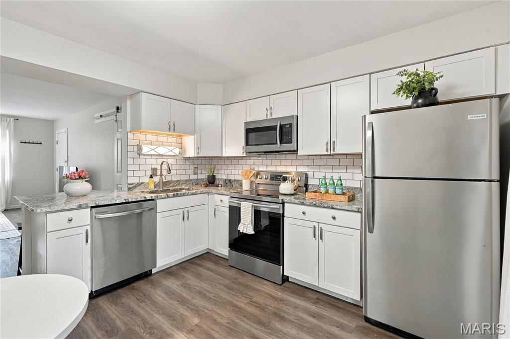 439 S Clay Avenue Unit: 4