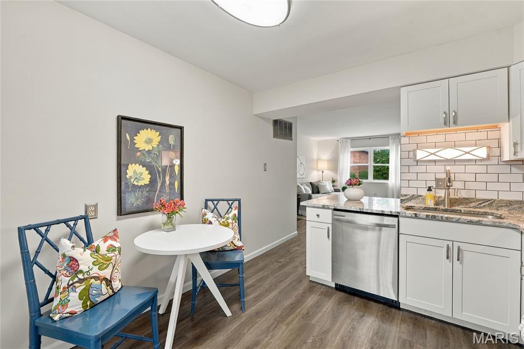 439 S Clay Avenue Unit: 4