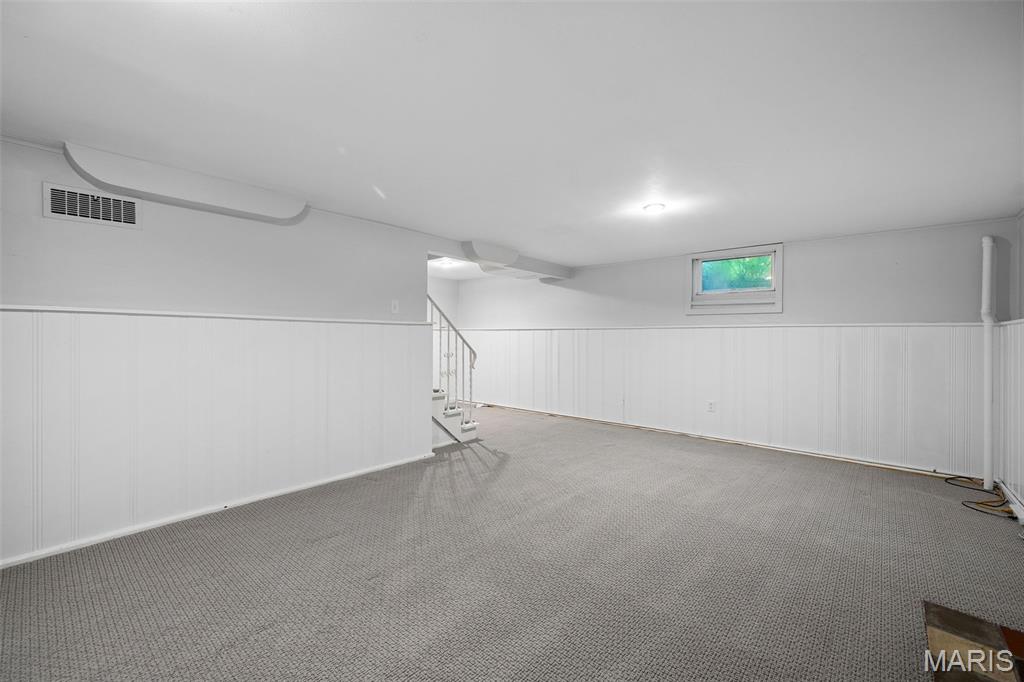 1289 Lay Road