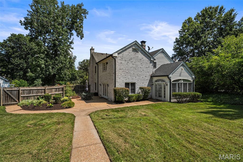 1289 Lay Road
