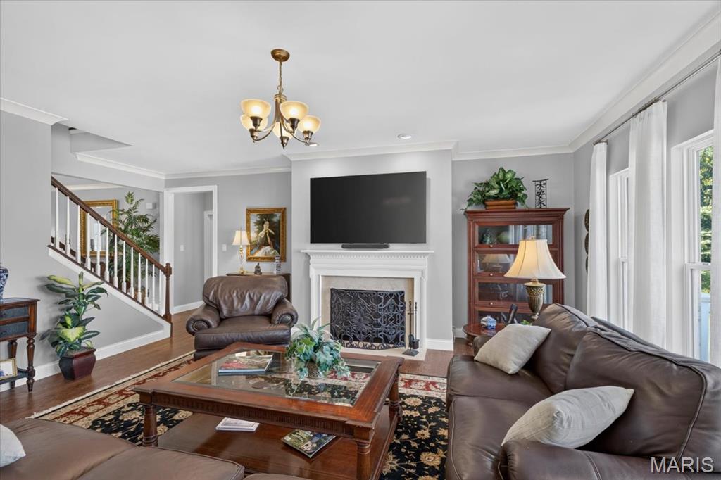 1487 Fenway Drive