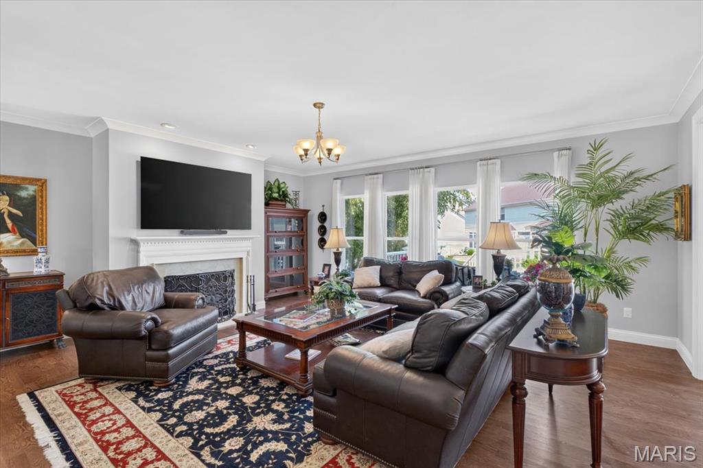 1487 Fenway Drive
