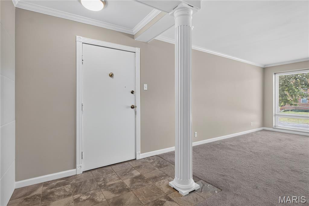 5 Delcrest Court Unit: 101