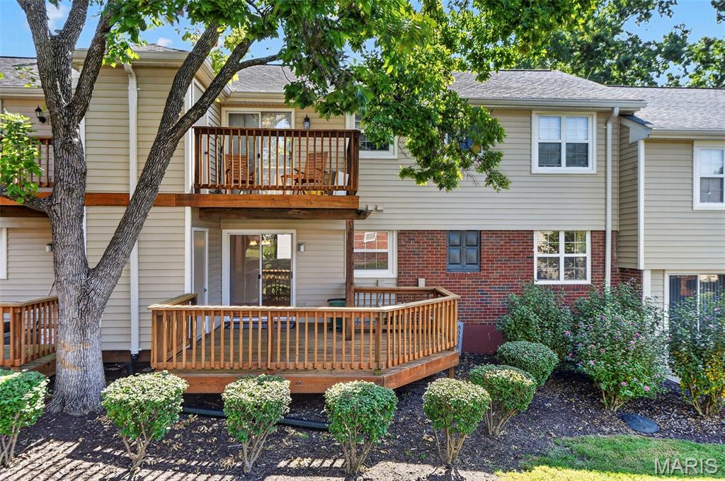 1659 E Swan Circle