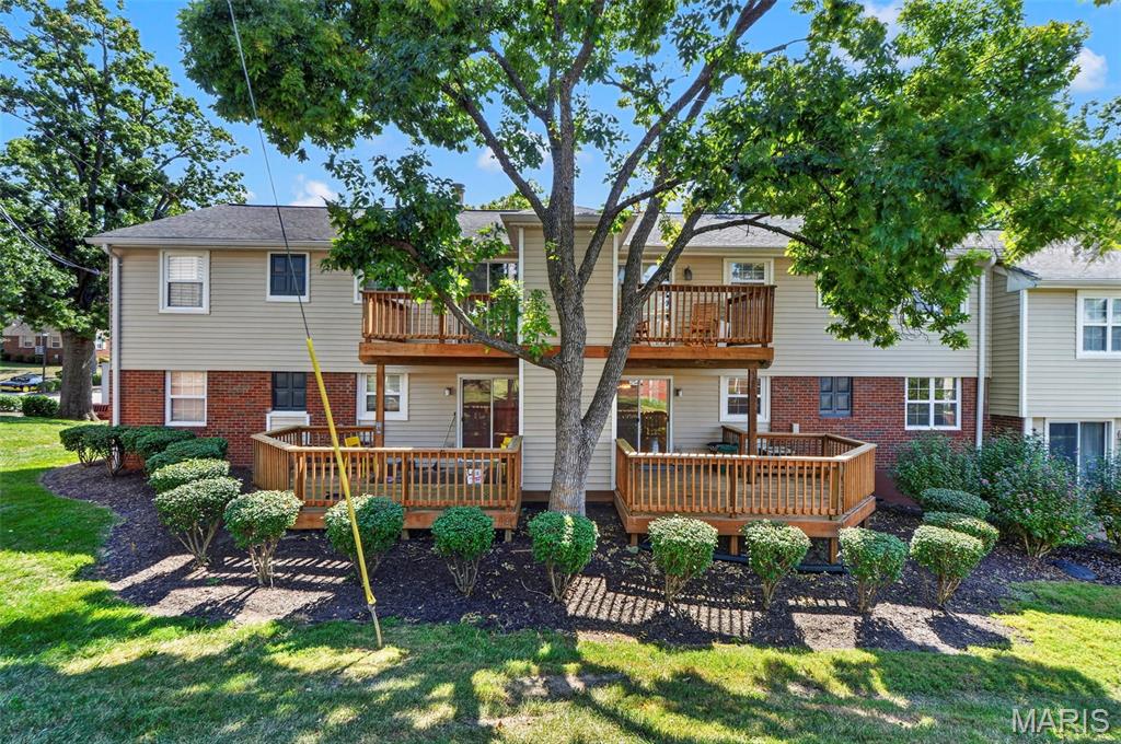1659 E Swan Circle