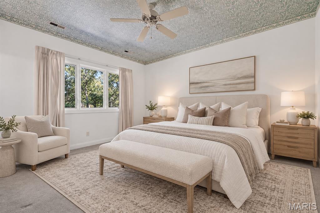 5 Outer Ladue Drive