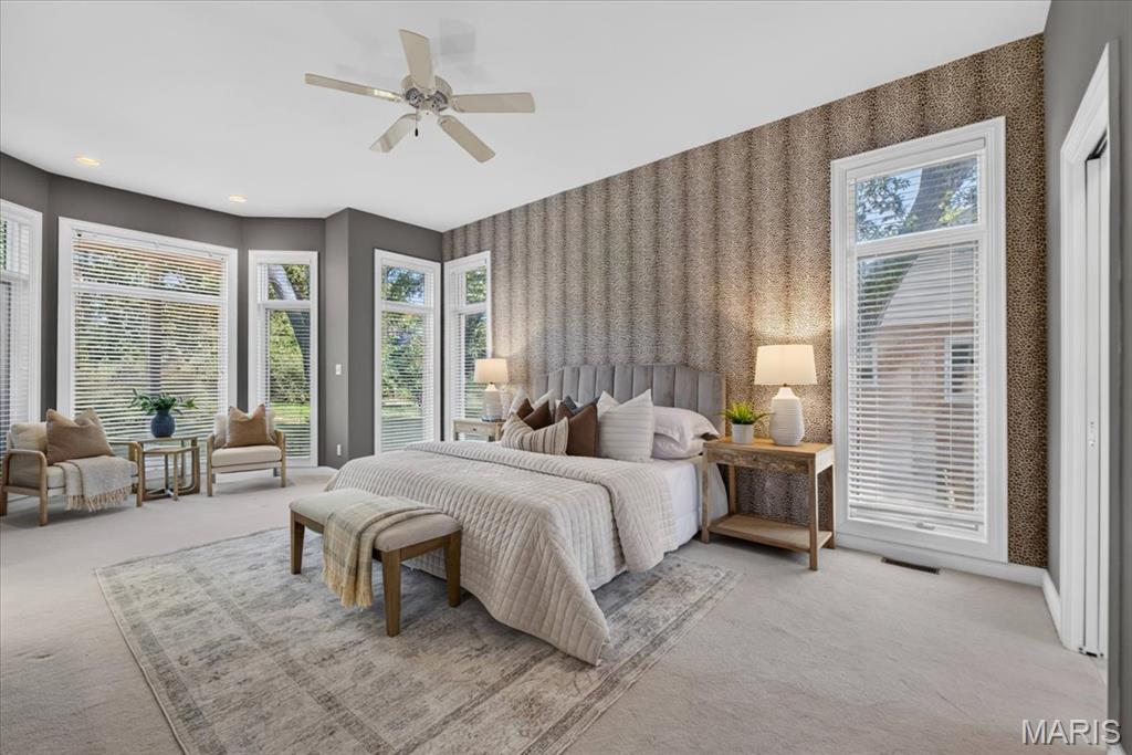 5 Outer Ladue Drive