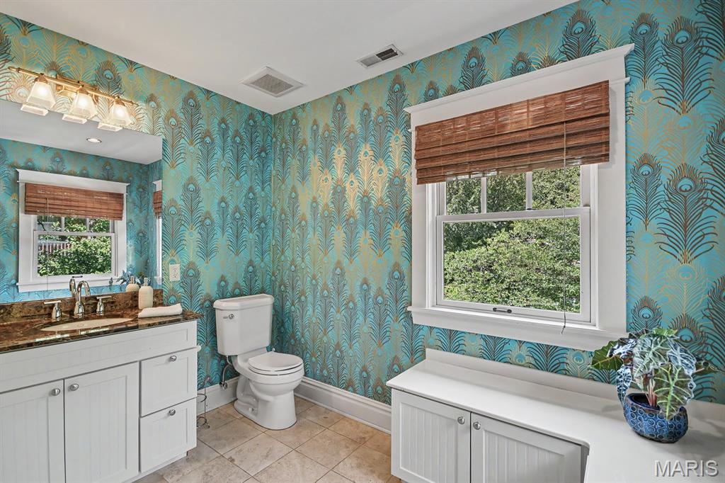 111 Edwin Avenue