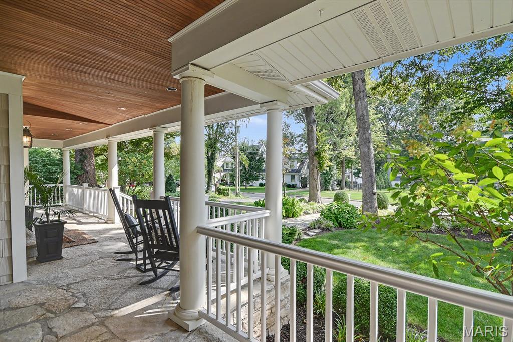 111 Edwin Avenue