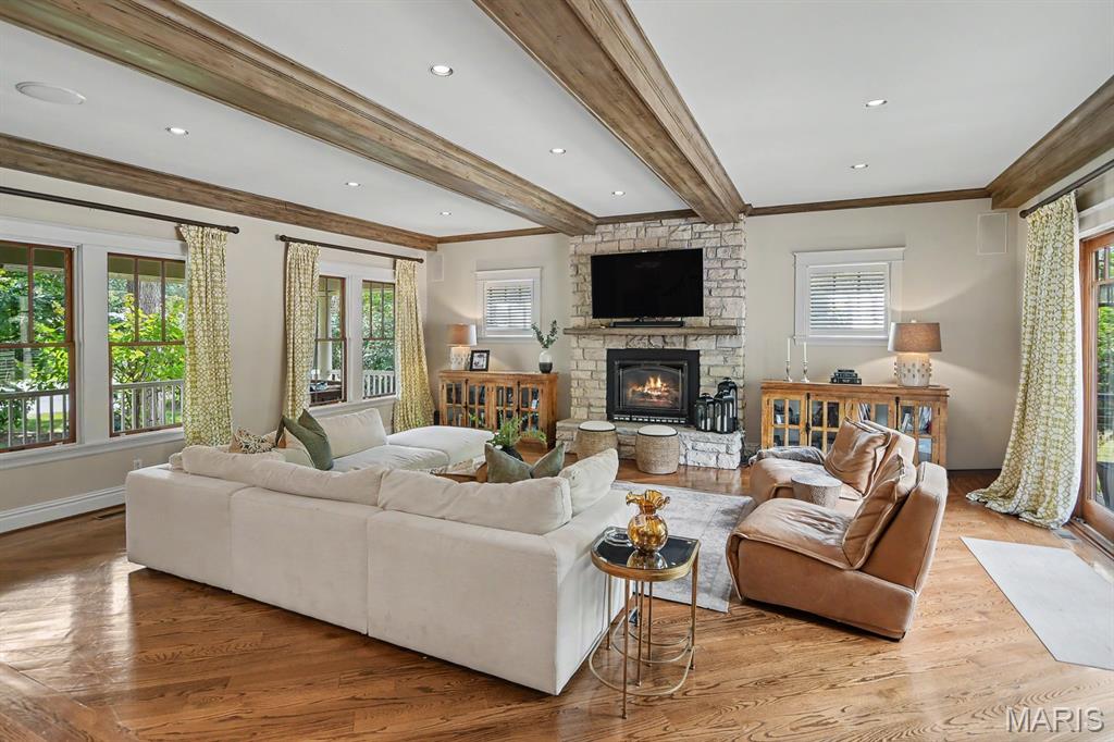 111 Edwin Avenue