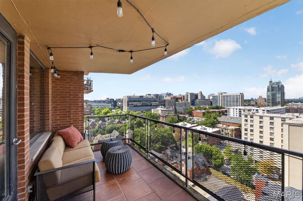 4466 W Pine Boulevard Unit: 14C