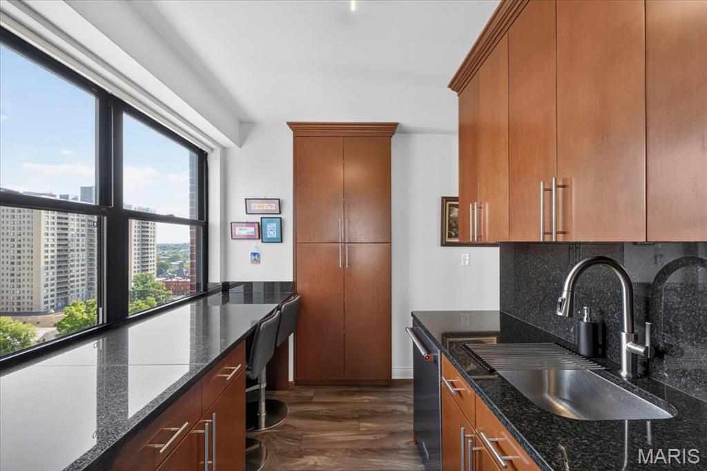4466 W Pine Boulevard Unit: 14C