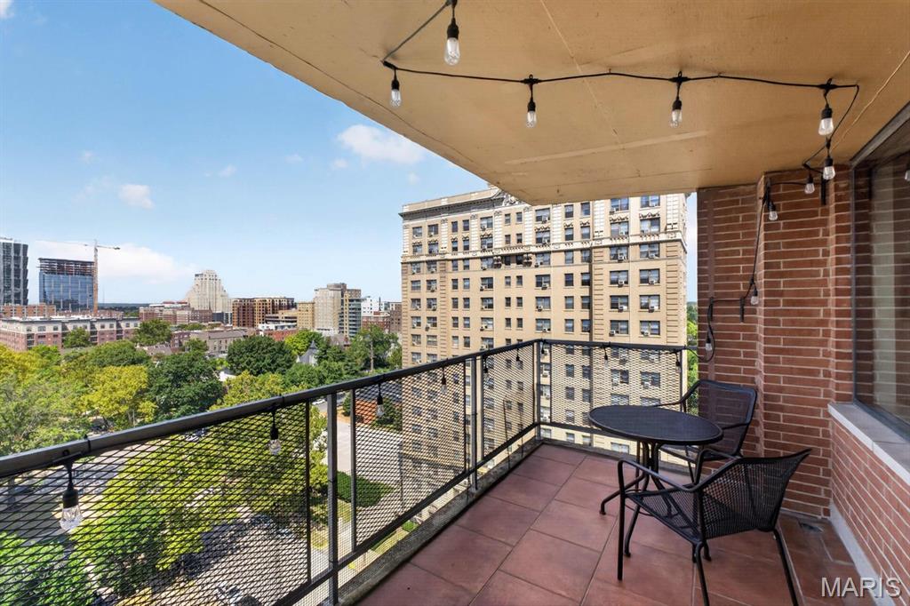 4466 W Pine Boulevard Unit: 14C