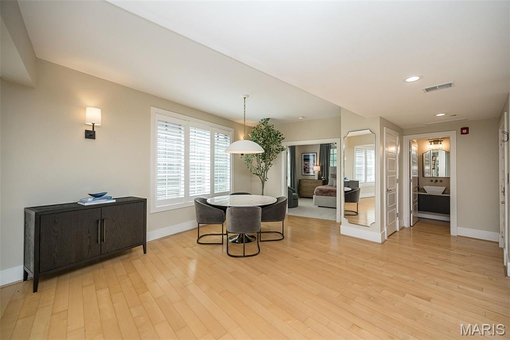 31 Brighton Way Unit: 2B