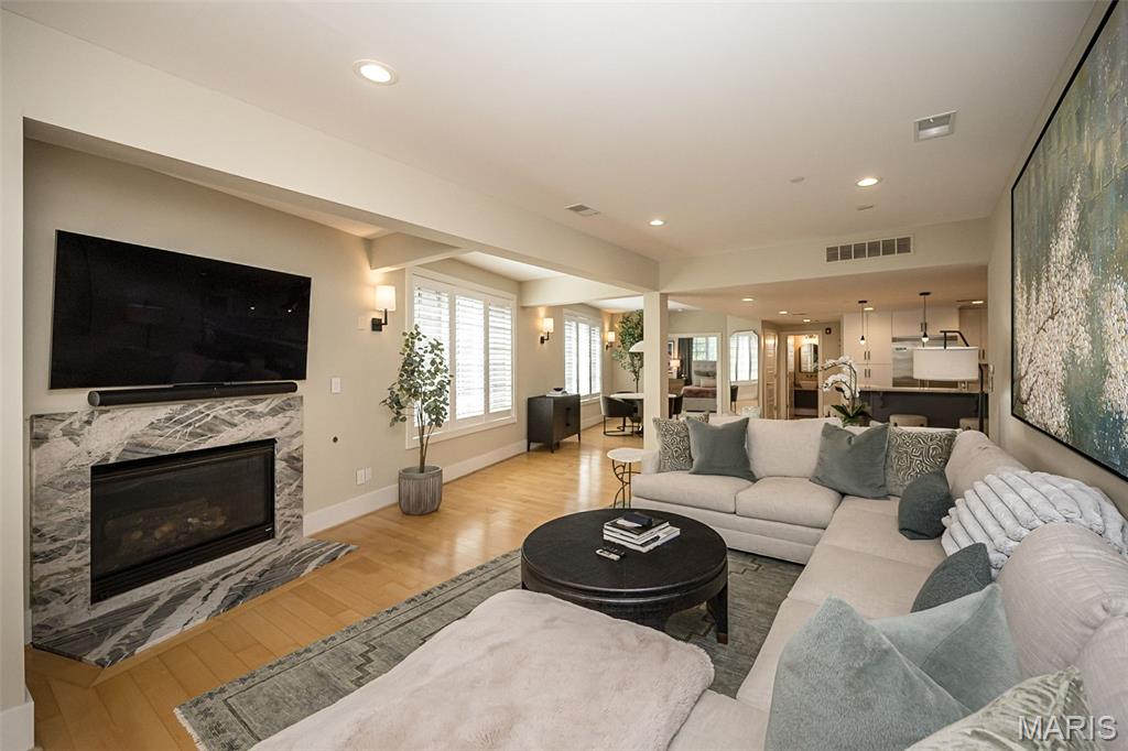 31 Brighton Way Unit: 2B