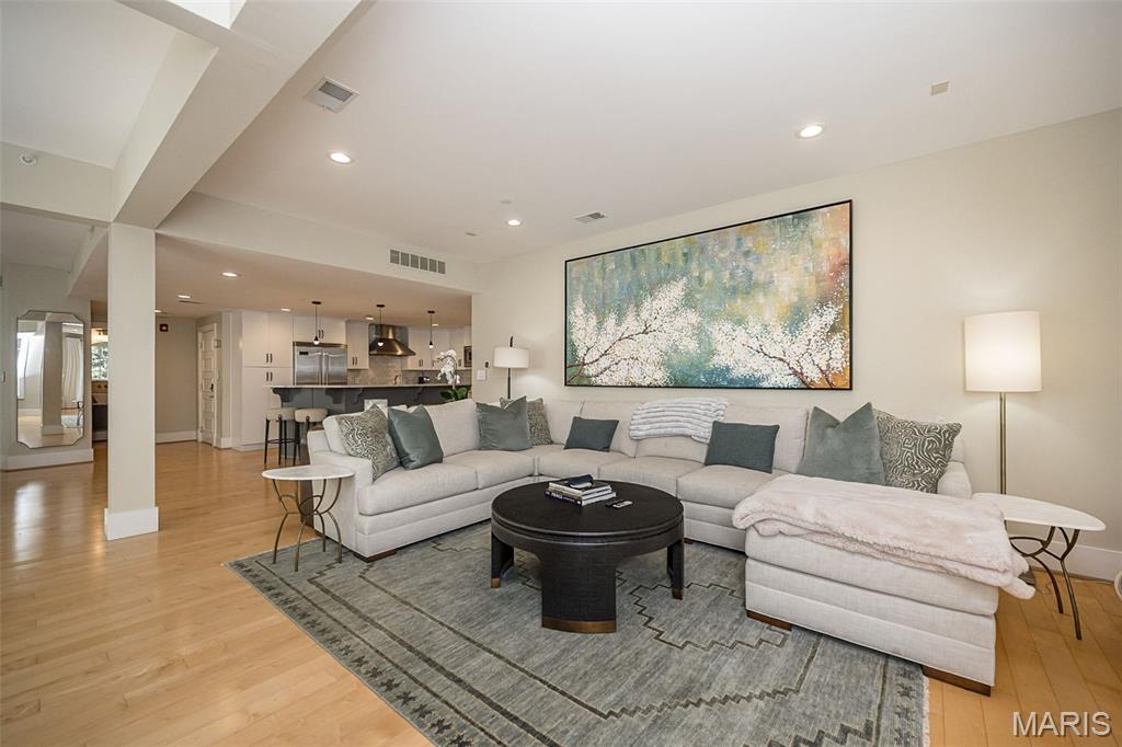 31 Brighton Way Unit: 2B