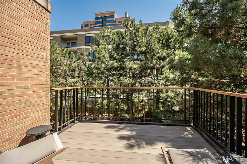 31 Brighton Way Unit: 2B