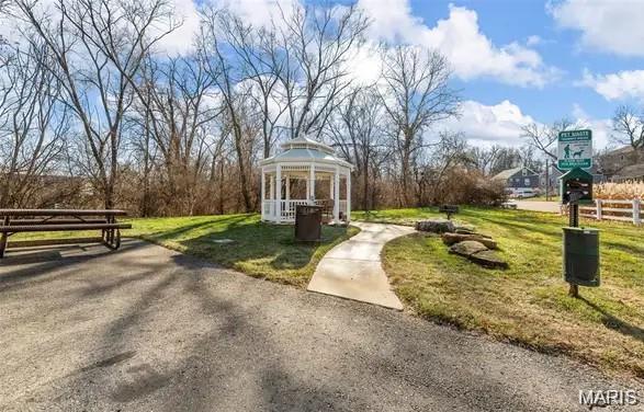 2632 McKnight Crossing Court