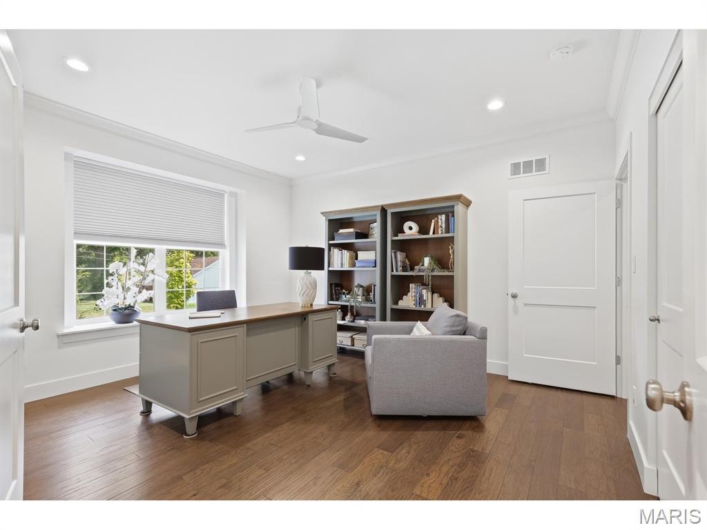 545 Long Acres Lane