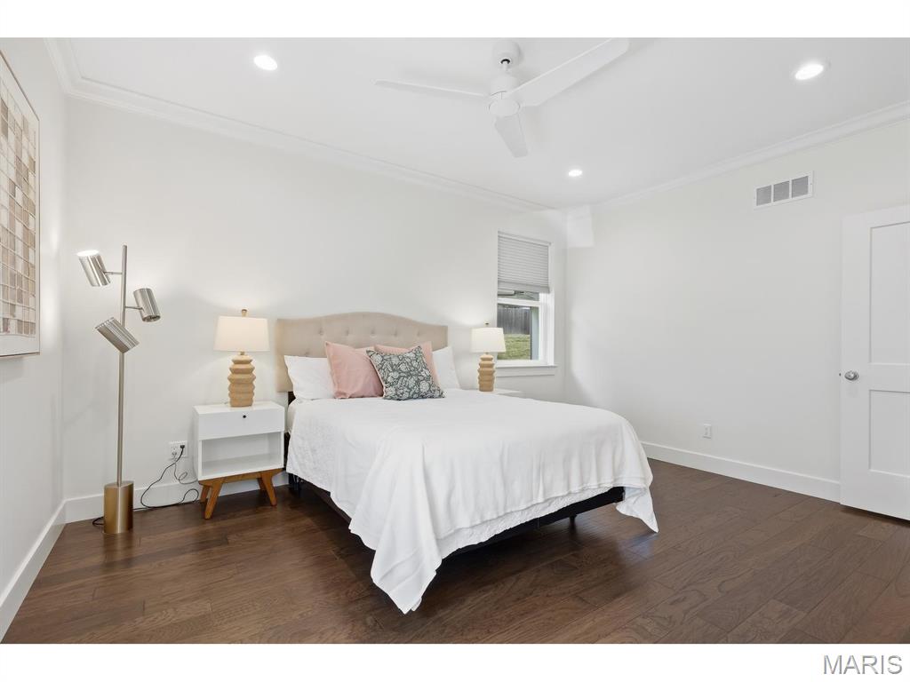 545 Long Acres Lane