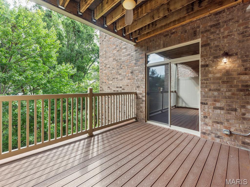 540 North and South Unit: 204